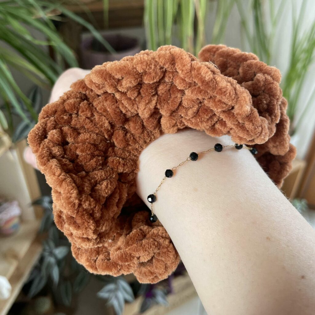 Chouchou marron en laine