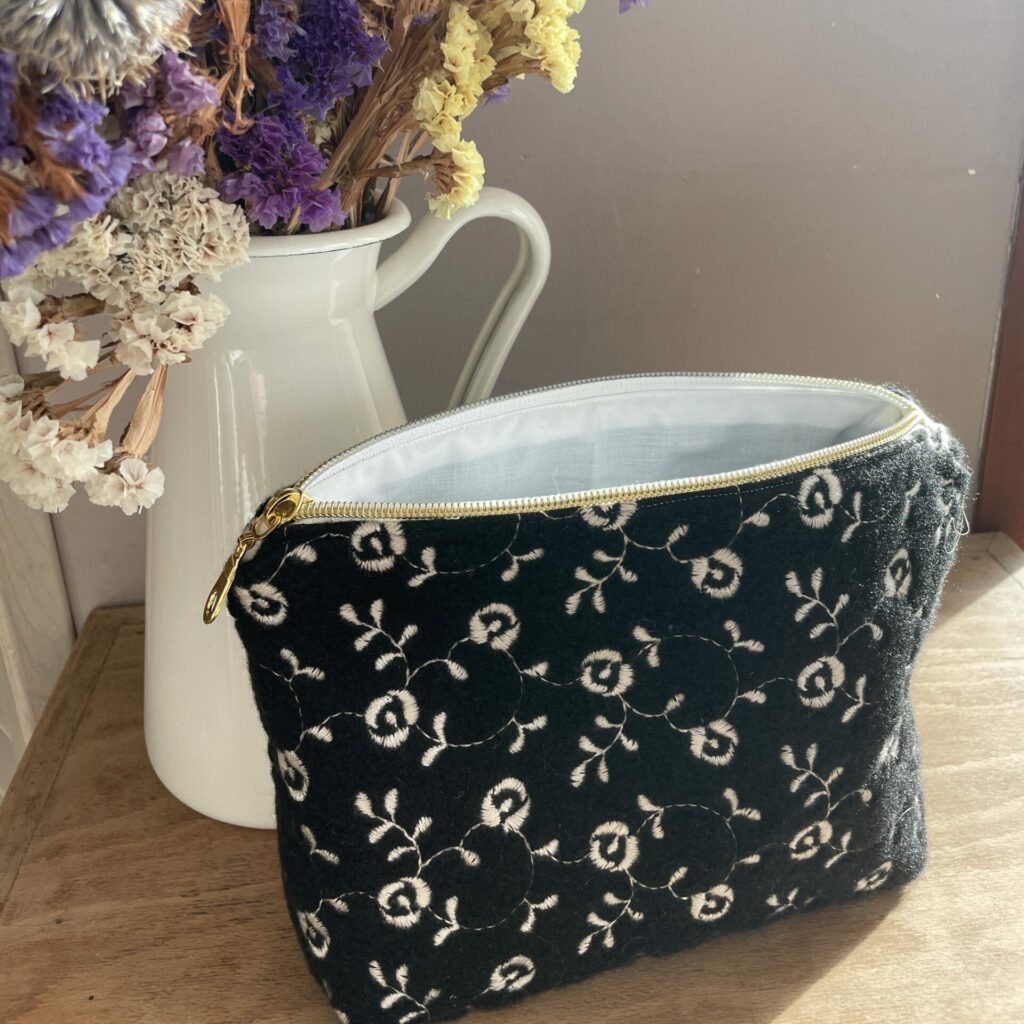 pochette zippée noire Fernande35