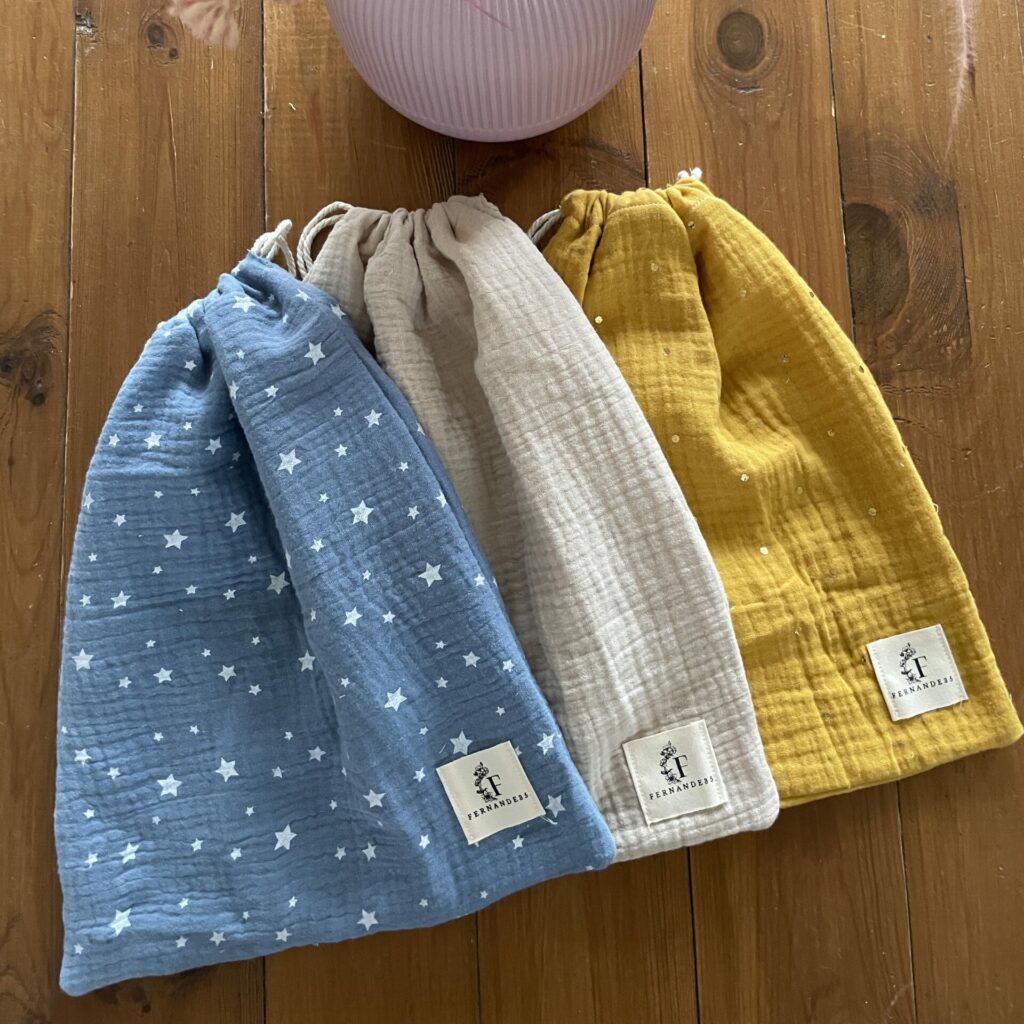 Trois sacs pochons
