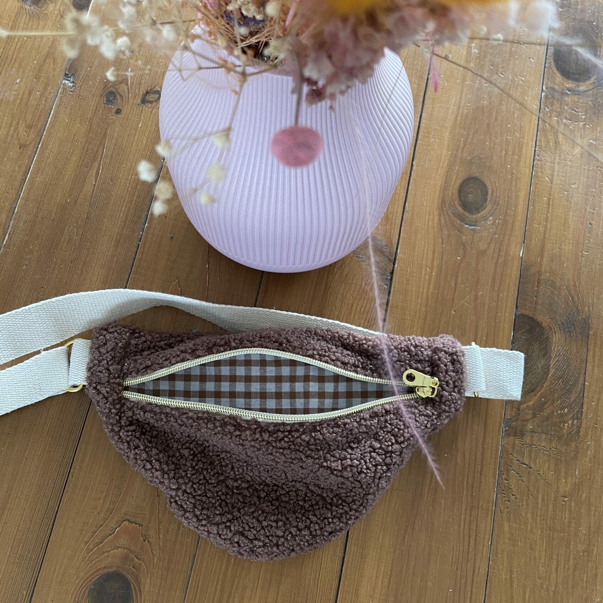 Sac banane pour enfant en teddy marron