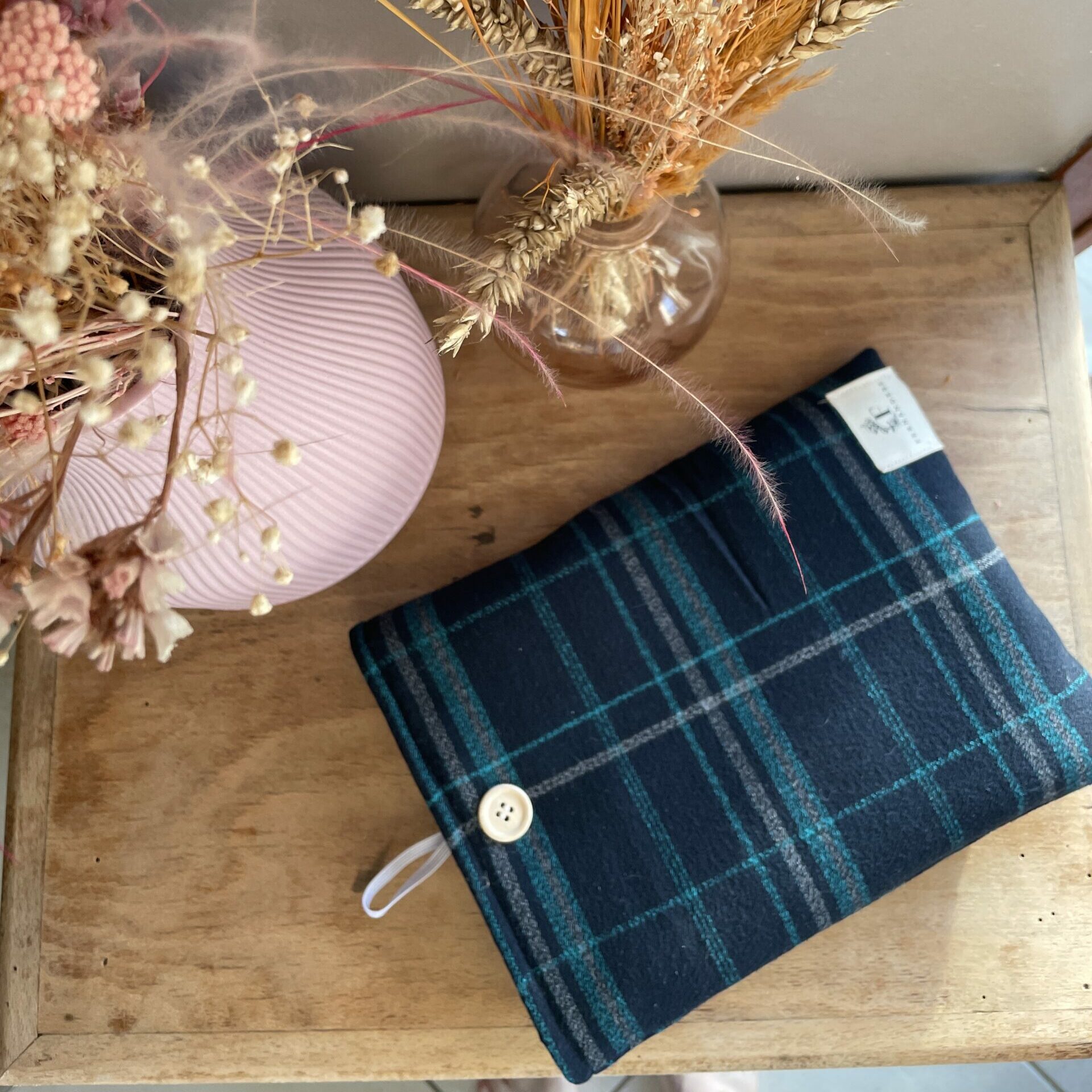 pochette à livre upcyclé style ancien