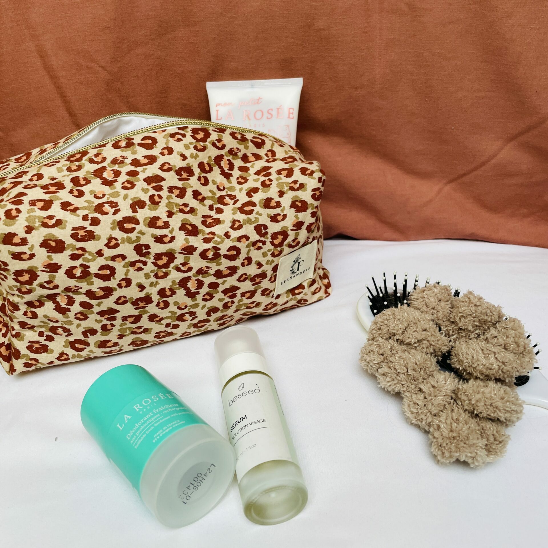 Trousse maquillage avec motifs